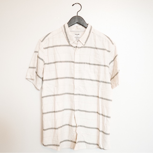Hurley Classic Fit Button Up - Picture 1 of 5